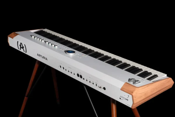 Arturia AstroLab 88 stage piano