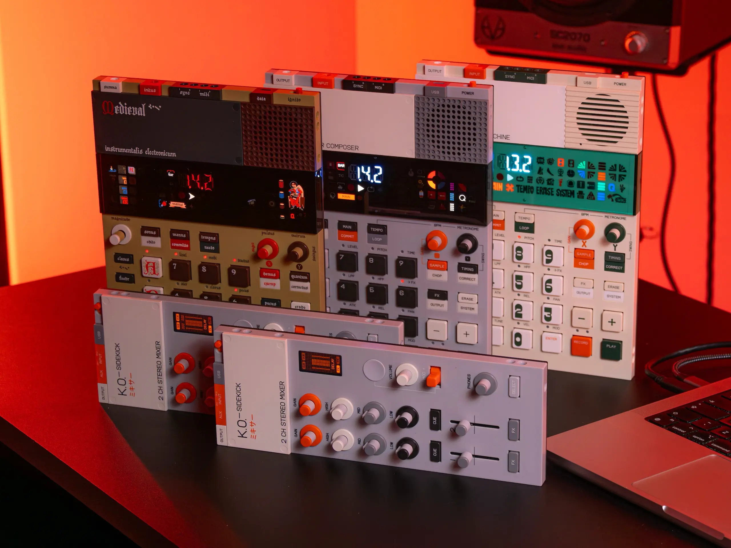 teenage engineering EP-136 K.O. II sidekick