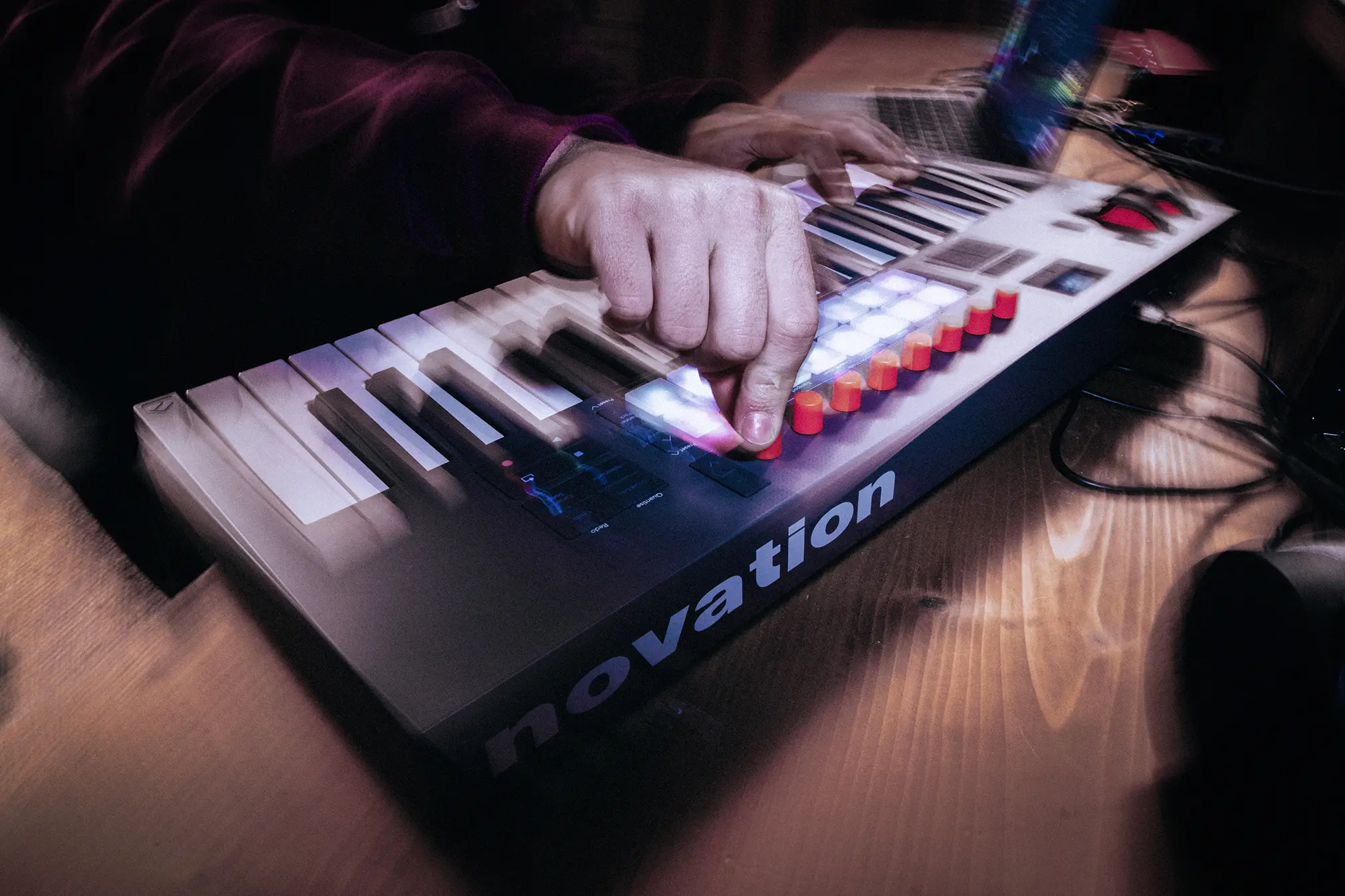 Novation FLkey 2 37 kontroler MIDI